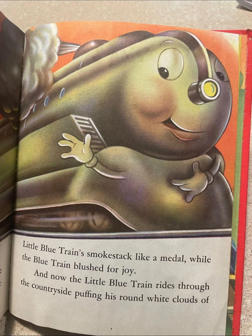 The Little Train That Won a Medal - Blue Kids Book by